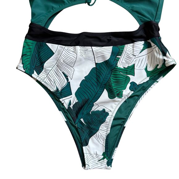 NWT Cupshe Swimsuit Green Palm Cutout Keyhole One Piece Medium Sexy Strappy - Picture 3 of 9